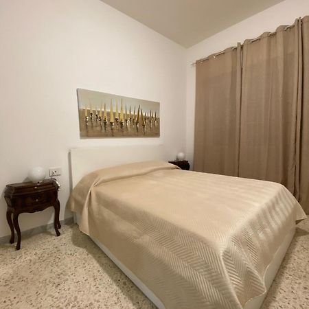 B&B Poseidon Fiumicino Esterno foto